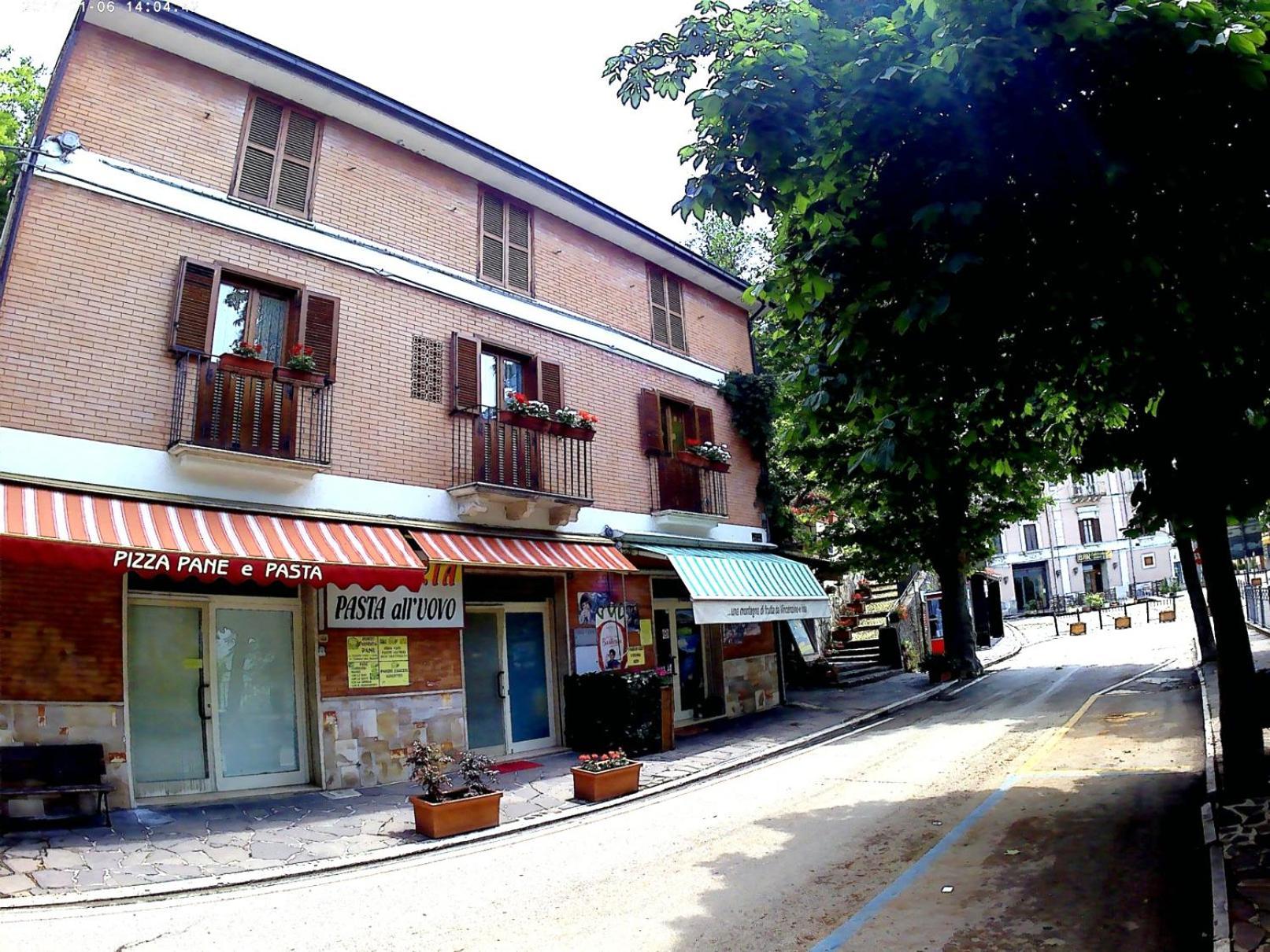 Amoroso'S House, Affittacamere Caramanico Terme Luaran gambar
